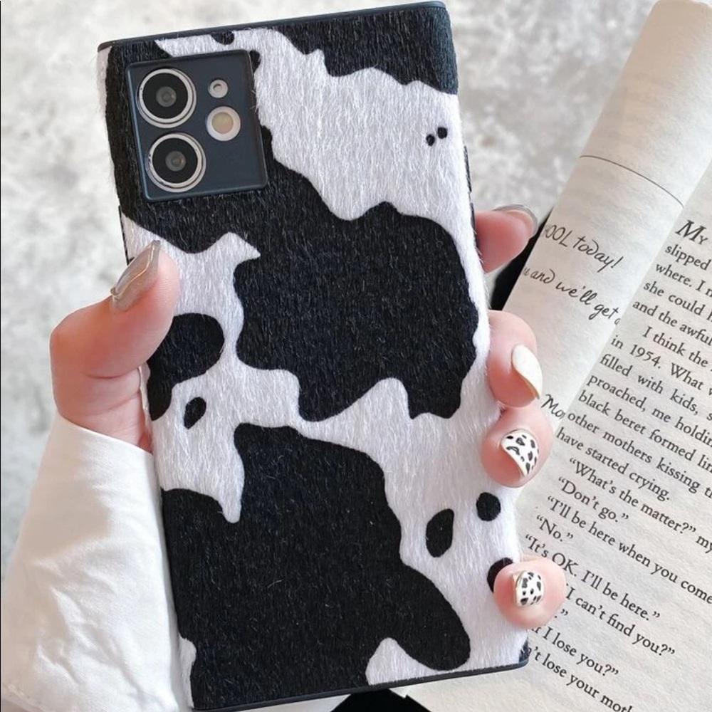 Cow pattern color block phone case